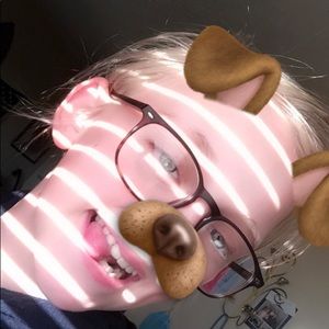 Meet your Posher, Melissa